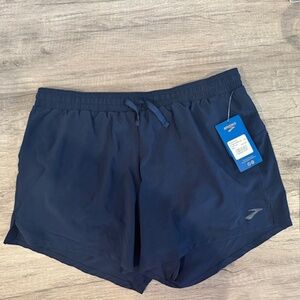 Brooks Moment 5 in Short  - Large - Navy - NWT